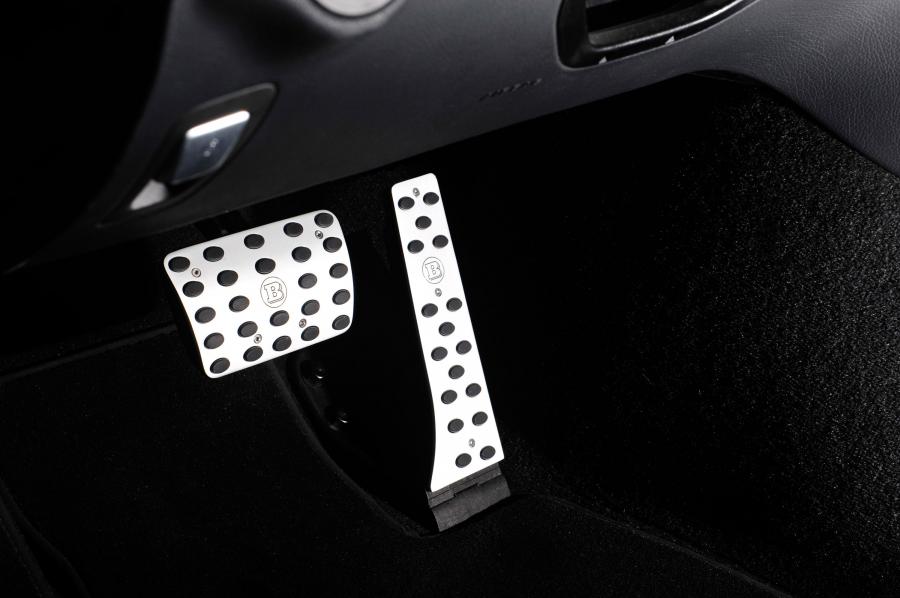  Mercedes-Benz C-Class by Brabus 2014 года  (фото 37 из 41)